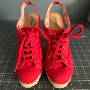 Gomax Red Heels